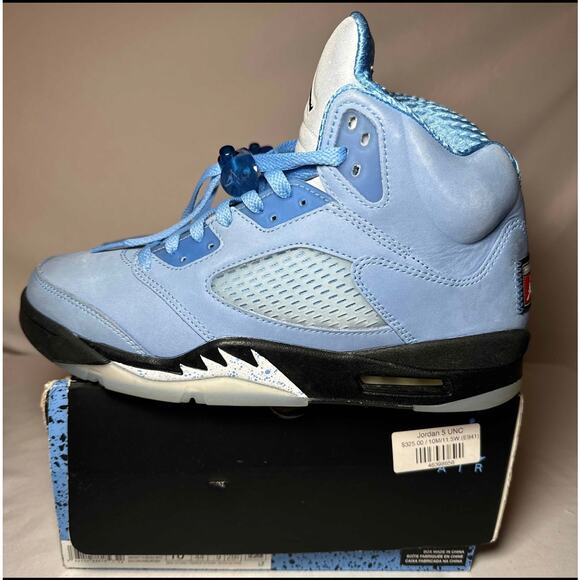 Size 10 - Nike Air Jordan 5 Retro SE UNC Men's Shoes - Picture 8 of 11